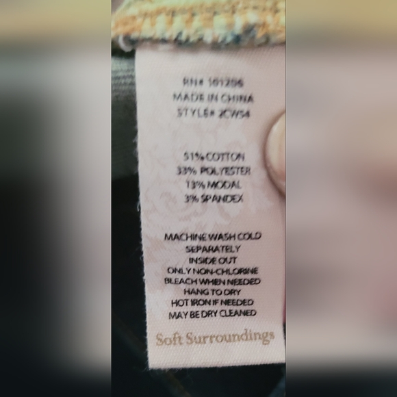 Soft Surroundings Dark Wash Tapered Leg Jeans Women's size 16 - Picture 5 of 7